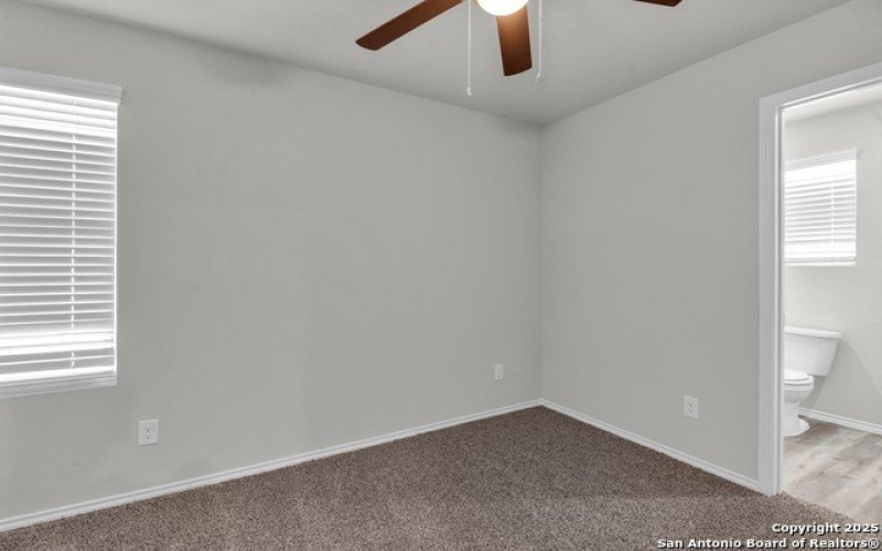 8911 N Fm 1560 305-306, San Antonio, TX 78254, ,5 BañosBaños,Residential Multi Family,En Venta,8911 N Fm 1560 305-306,1887211