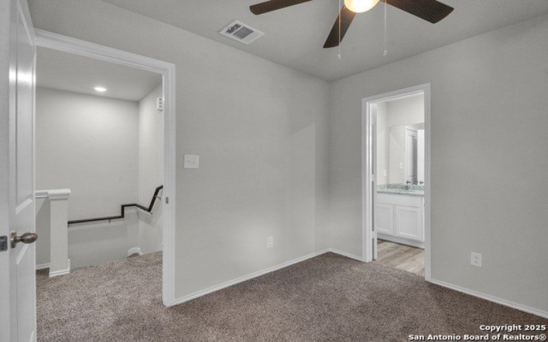 8911 N Fm 1560 305-306, San Antonio, TX 78254, ,5 BañosBaños,Residential Multi Family,En Venta,8911 N Fm 1560 305-306,1887211