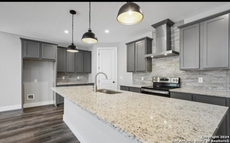 750 la paloma, Canyon Lake, TX 78133, 4 Habitaciones Habitaciones , ,2 BañosBaños,Residential,En Venta,750 la paloma,0,1887298