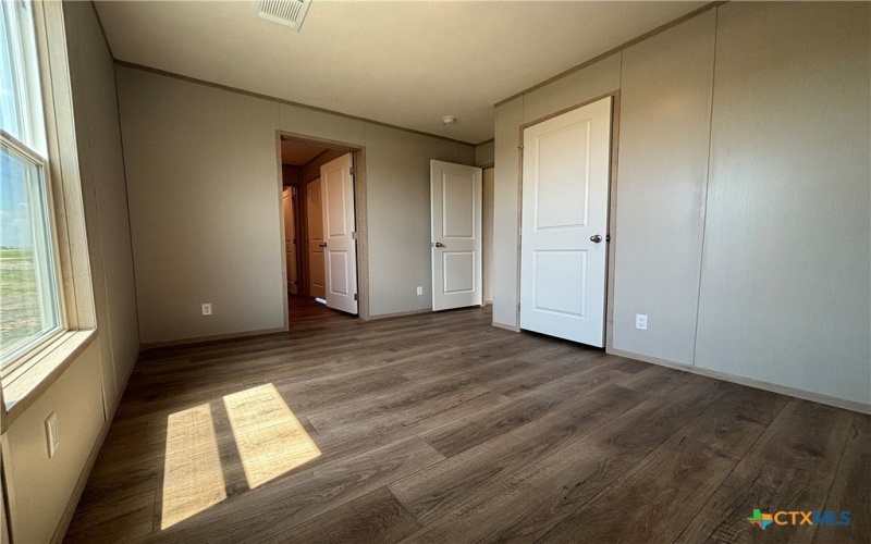 4927 Mustang Way, San Marcos, TX 78666, 4 Habitaciones Habitaciones , ,2 BañosBaños,Residential,En Venta,4927 Mustang Way,586678