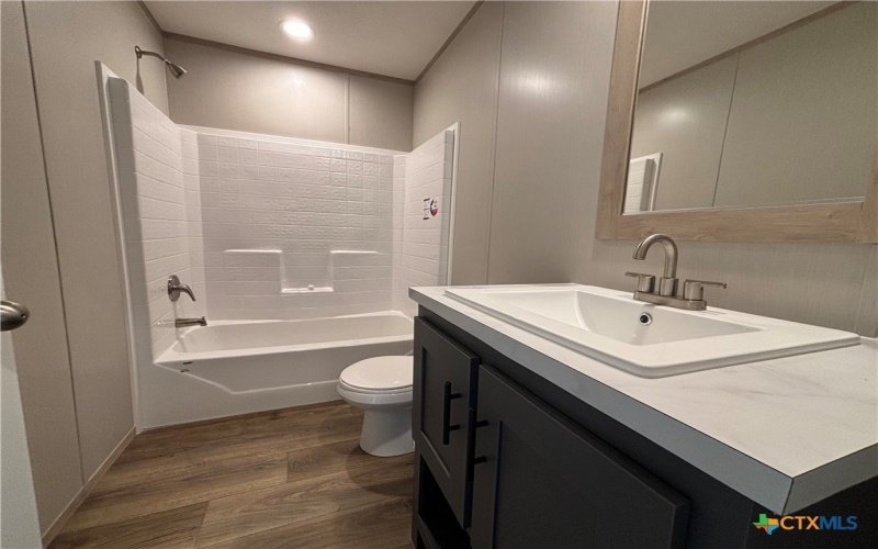 4927 Mustang Way, San Marcos, TX 78666, 4 Habitaciones Habitaciones , ,2 BañosBaños,Residential,En Venta,4927 Mustang Way,586678