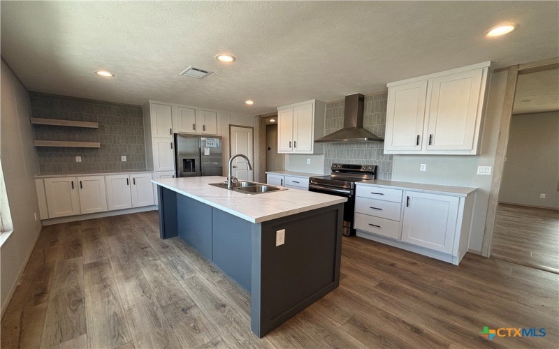 4927 Mustang Way, San Marcos, TX 78666, 4 Habitaciones Habitaciones , ,2 BañosBaños,Residential,En Venta,4927 Mustang Way,586678