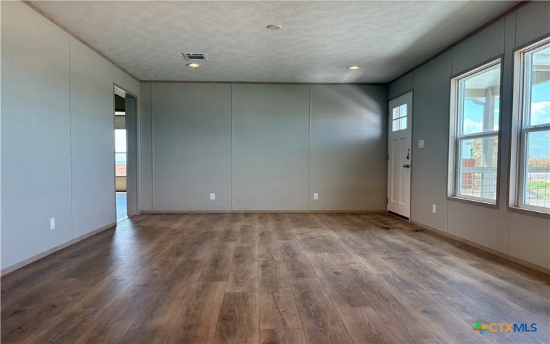4903 Mustang Way, San Marcos, TX 78666, 4 Habitaciones Habitaciones , ,2 BañosBaños,Residential,En Venta,4903 Mustang Way,587727
