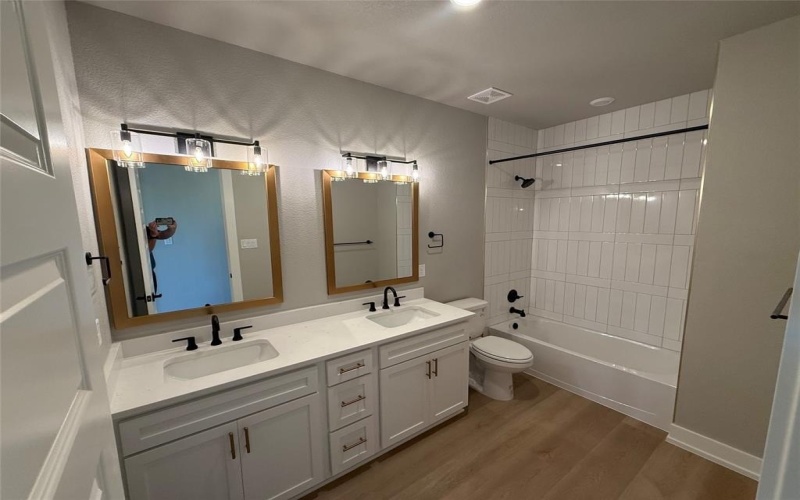 231 Lasso Loop, Lorena, TX 76655, 4 Bedrooms Bedrooms, ,3 BathroomsBathrooms,Residential,For Sale,231 Lasso Loop,20978127