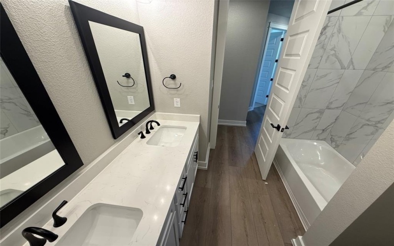 233 Lasso Loop, Lorena, TX 76655, 4 Bedrooms Bedrooms, ,2 BathroomsBathrooms,Residential,For Sale,233 Lasso Loop,20978130