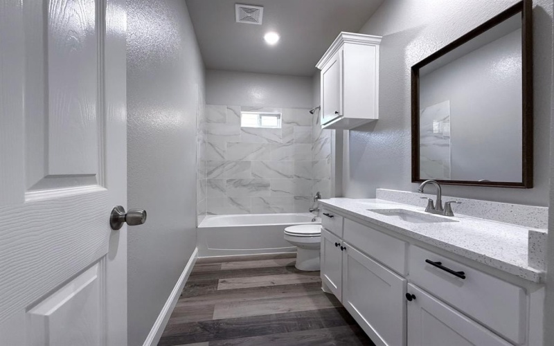 3203 Poplar Street, Greenville, TX 75402, 3 Habitaciones Habitaciones , ,2 BañosBaños,Residential,En Venta,3203 Poplar Street,20981697