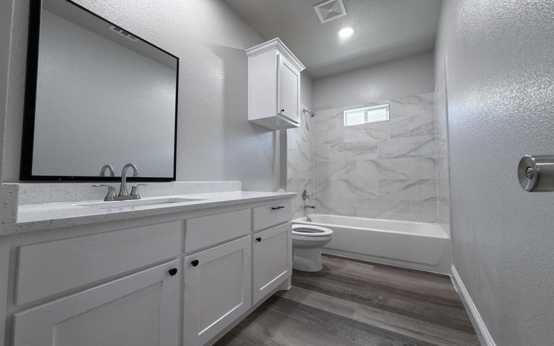 3200 Poplar Street, Greenville, TX 75402, 3 Habitaciones Habitaciones , ,2 BañosBaños,Residential,En Venta,3200 Poplar Street,20981702