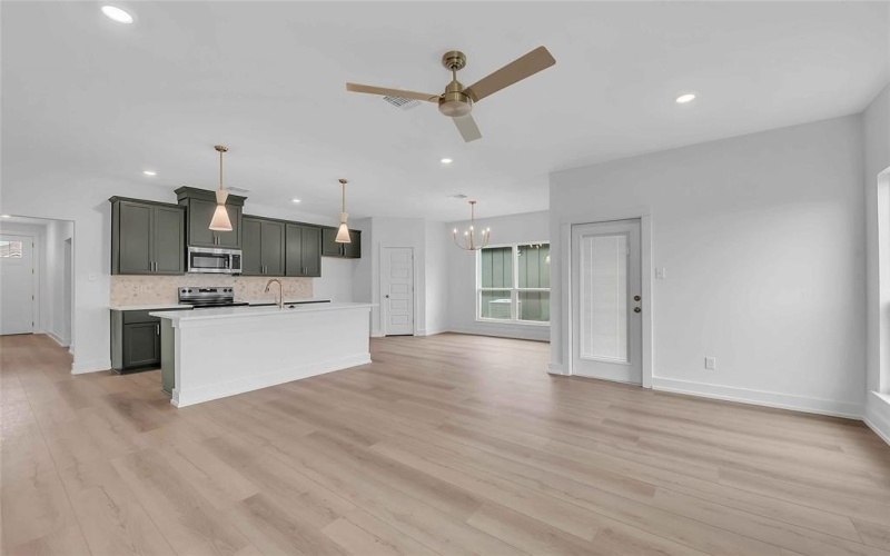 2816 Teasdale Road, Waco, TX 76655, 4 Bedrooms Bedrooms, ,2 BathroomsBathrooms,Residential,For Sale,2816 Teasdale Road,21006725