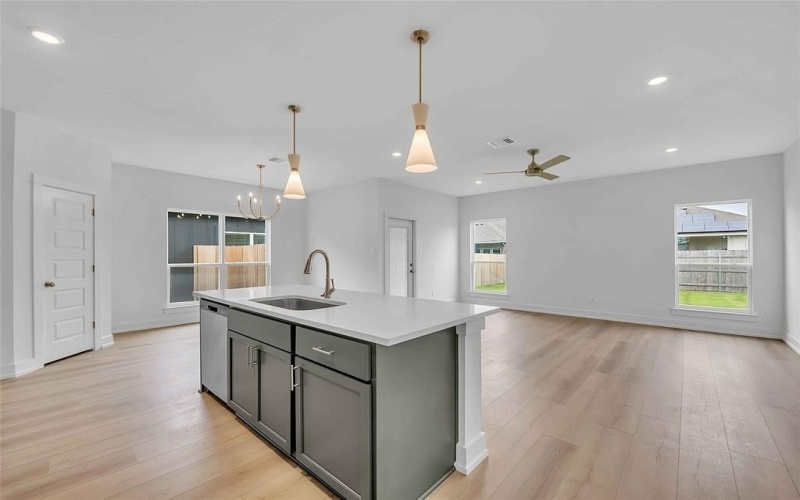 2816 Teasdale Road, Waco, TX 76655, 4 Bedrooms Bedrooms, ,2 BathroomsBathrooms,Residential,For Sale,2816 Teasdale Road,21006725