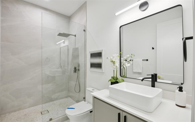 3715 Rockdale Drive, Dallas, TX 75220, 5 Habitaciones Habitaciones , ,6 BañosBaños,Residential,En Venta,3715 Rockdale Drive,21007409