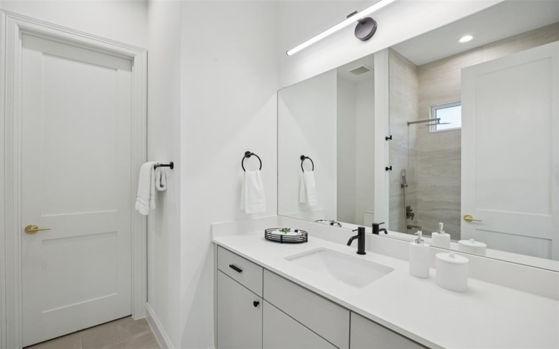 3715 Rockdale Drive, Dallas, TX 75220, 5 Habitaciones Habitaciones , ,6 BañosBaños,Residential,En Venta,3715 Rockdale Drive,21007409