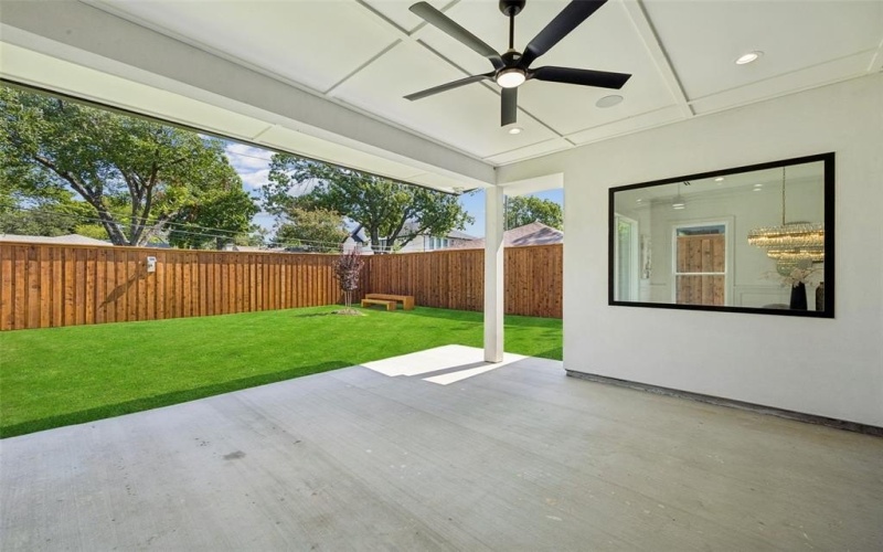 3715 Rockdale Drive, Dallas, TX 75220, 5 Habitaciones Habitaciones , ,6 BañosBaños,Residential,En Venta,3715 Rockdale Drive,21007409