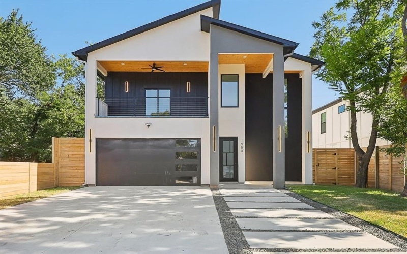 1954 Toronto Street, Dallas, TX 75212, 5 Bedrooms Bedrooms, ,3 BathroomsBathrooms,Residential,For Sale,1954 Toronto Street,21008277