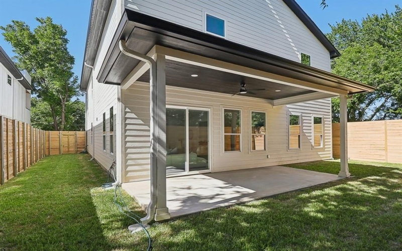 1954 Toronto Street, Dallas, TX 75212, 5 Bedrooms Bedrooms, ,3 BathroomsBathrooms,Residential,For Sale,1954 Toronto Street,21008277