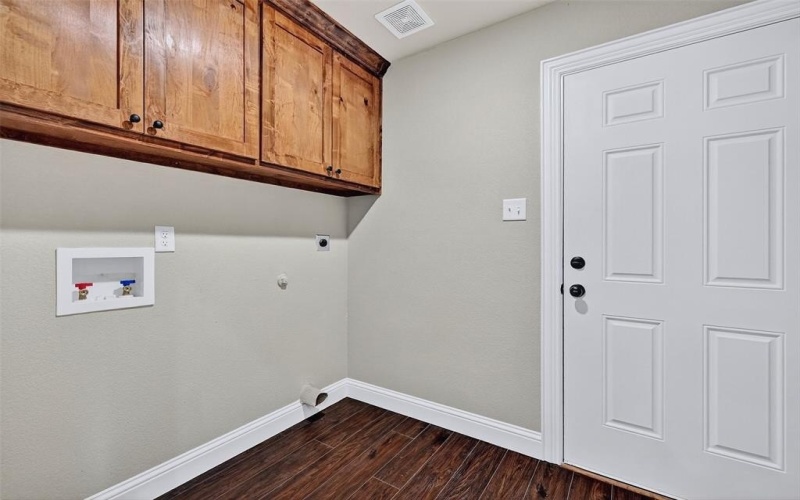 897 W Cardinal Street, Ector, TX 75439, 3 Bedrooms Bedrooms, ,2 BathroomsBathrooms,Residential,For Sale,897 W Cardinal Street,21009840