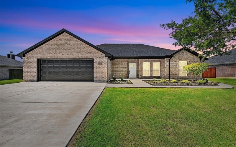 897 W Cardinal Street, Ector, TX 75439, 3 Bedrooms Bedrooms, ,2 BathroomsBathrooms,Residential,For Sale,897 W Cardinal Street,21009840