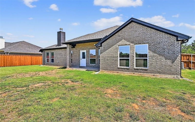 897 W Cardinal Street, Ector, TX 75439, 3 Bedrooms Bedrooms, ,2 BathroomsBathrooms,Residential,For Sale,897 W Cardinal Street,21009840