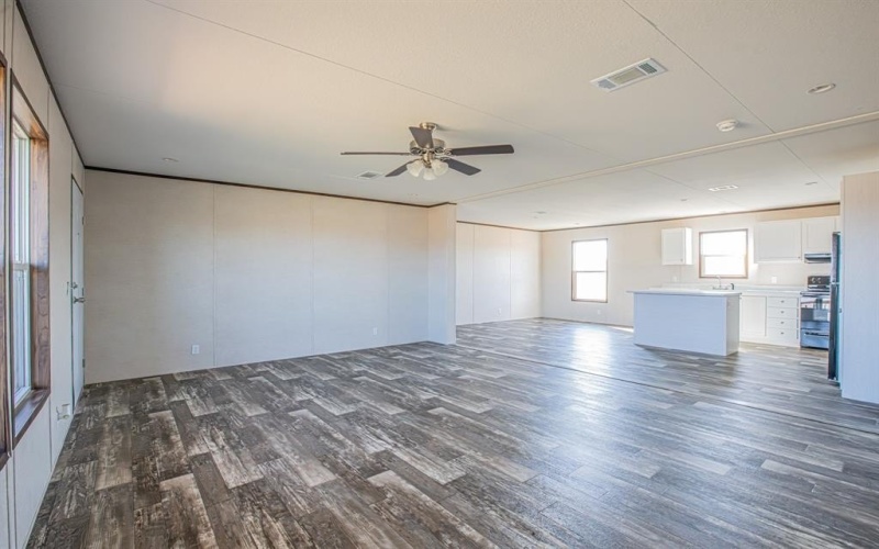 1057 Hopewell Road, Bellevue, TX 76228, 5 Bedrooms Bedrooms, ,2 BathroomsBathrooms,Residential,For Sale,1057 Hopewell Road,21009877