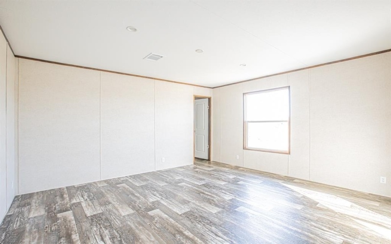 1057 Hopewell Road, Bellevue, TX 76228, 5 Bedrooms Bedrooms, ,2 BathroomsBathrooms,Residential,For Sale,1057 Hopewell Road,21009877