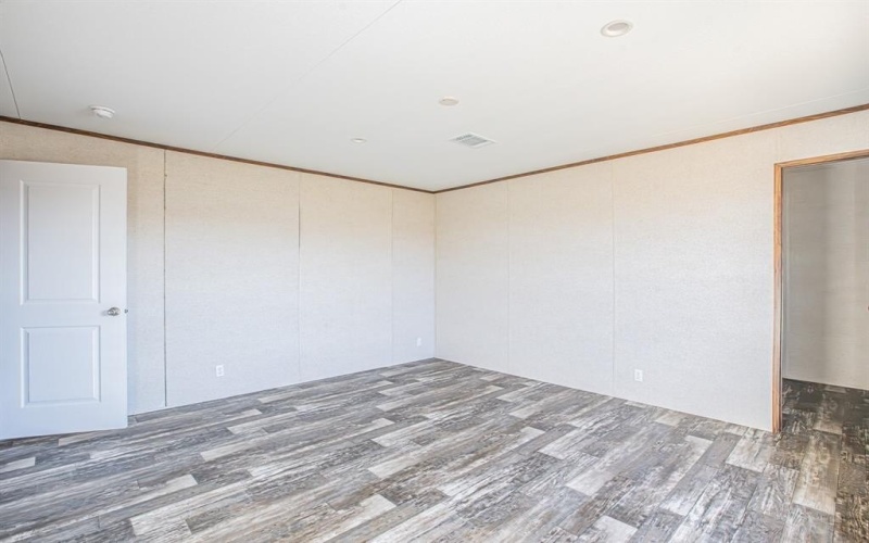 1057 Hopewell Road, Bellevue, TX 76228, 5 Bedrooms Bedrooms, ,2 BathroomsBathrooms,Residential,For Sale,1057 Hopewell Road,21009877