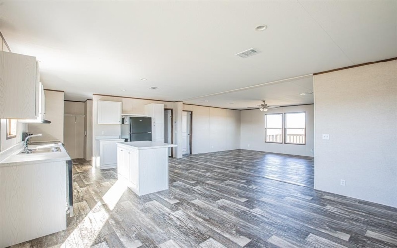 1057 Hopewell Road, Bellevue, TX 76228, 5 Bedrooms Bedrooms, ,2 BathroomsBathrooms,Residential,For Sale,1057 Hopewell Road,21009877