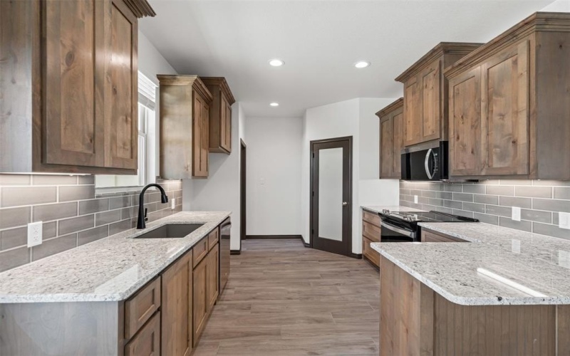 5470 Compass Way, Bluff Dale, TX 76433, 3 Bedrooms Bedrooms, ,2 BathroomsBathrooms,Residential,For Sale,5470 Compass Way,21011666