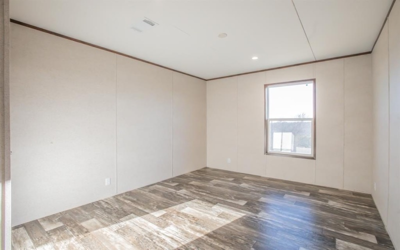 817 Highland Circle, Springtown, TX 76082, 5 Bedrooms Bedrooms, ,2 BathroomsBathrooms,Residential,For Sale,817 Highland Circle,21012197