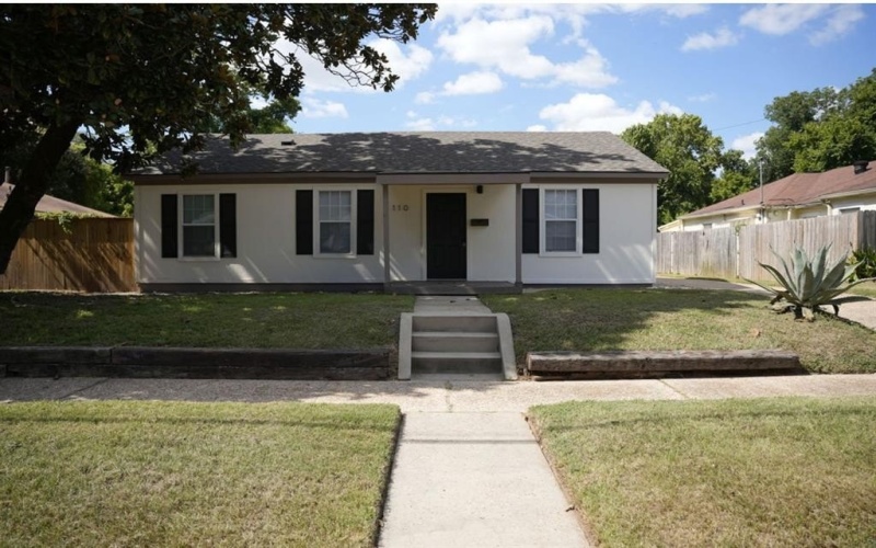 110 E Elmwood Street, Shreveport, LA 71104, 3 Bedrooms Bedrooms, ,1 BathroomBathrooms,Residential,For Sale,110 E Elmwood Street,21012454