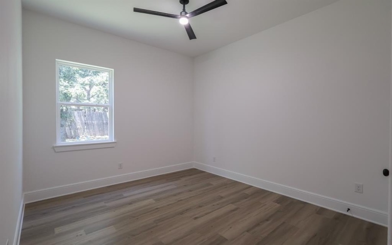 5545 S Hampshire Boulevard, Fort Worth, TX 76112, 4 Habitaciones Habitaciones , ,2 BañosBaños,Residential,En Venta,5545 S Hampshire Boulevard,21012520