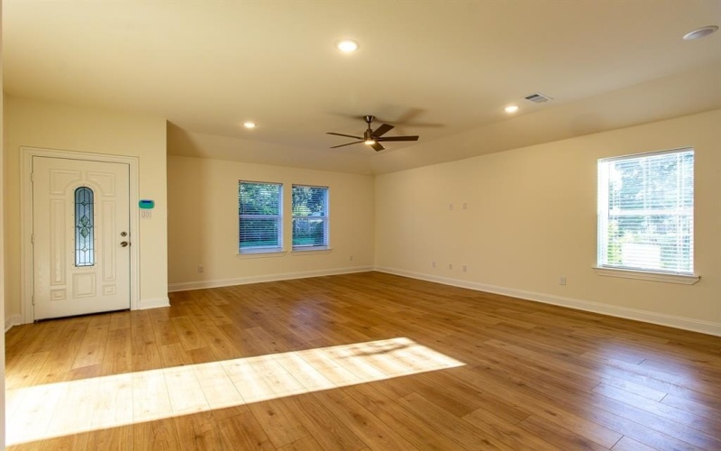 1116 Kingsway, Tool, TX 75143, 3 Habitaciones Habitaciones , ,2 BañosBaños,Residential,En Venta,1116 Kingsway,21012595