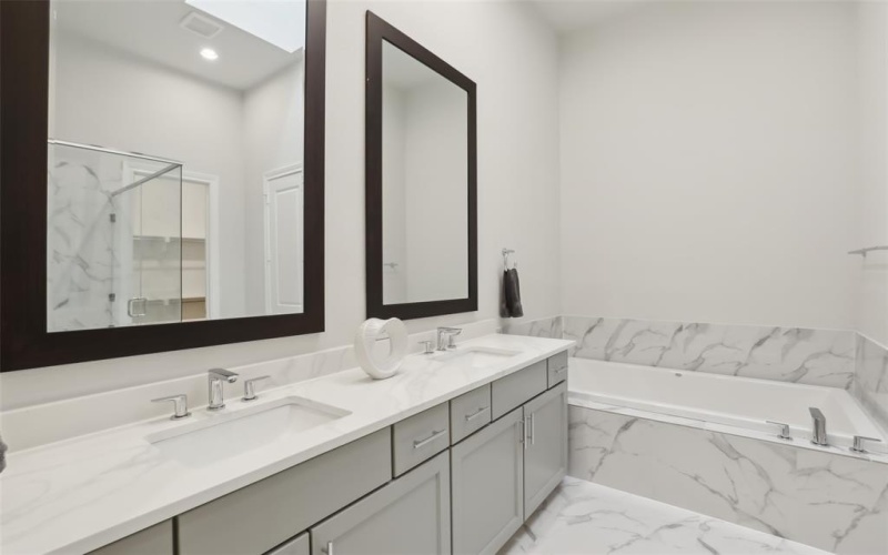 1436 N Avenue, Plano, TX 75074, 3 Habitaciones Habitaciones , ,2 BañosBaños,Residential,En Venta,1436 N Avenue,21012705