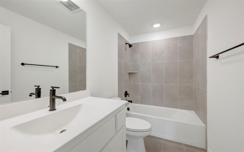 9713 Dahlia Boulevard, Mesquite, TX 75126, 4 Habitaciones Habitaciones , ,3 BañosBaños,Residential,En Venta,9713 Dahlia Boulevard,0,21012729