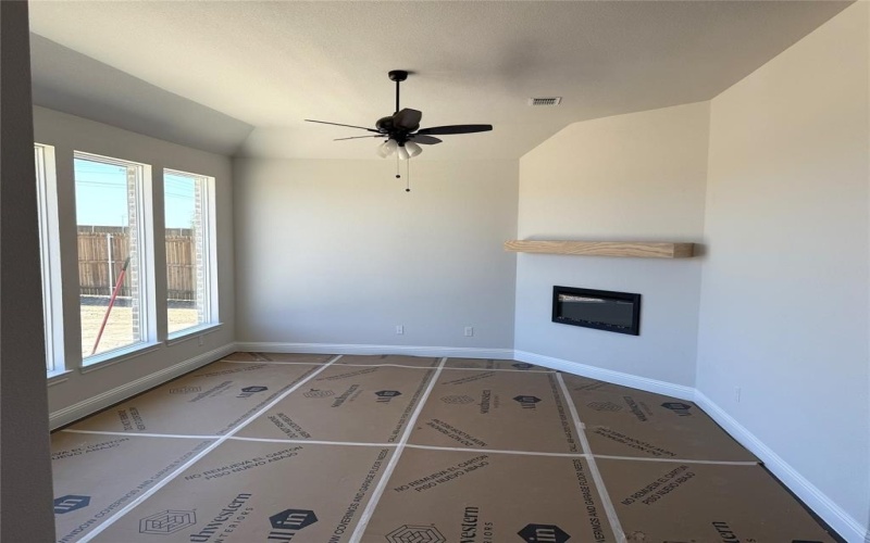 108 Red Fox Trail, Godley, TX 76044, 3 Bedrooms Bedrooms, ,2 BathroomsBathrooms,Residential,For Sale,108 Red Fox Trail,0,21012764