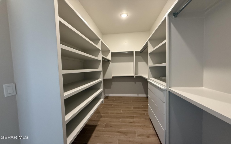 2354 Enchanted Knoll Lane, El Paso, TX 79911, 4 Bedrooms Bedrooms, ,3 BathroomsBathrooms,Residential,For Sale,2354 Enchanted Knoll Lane,908773