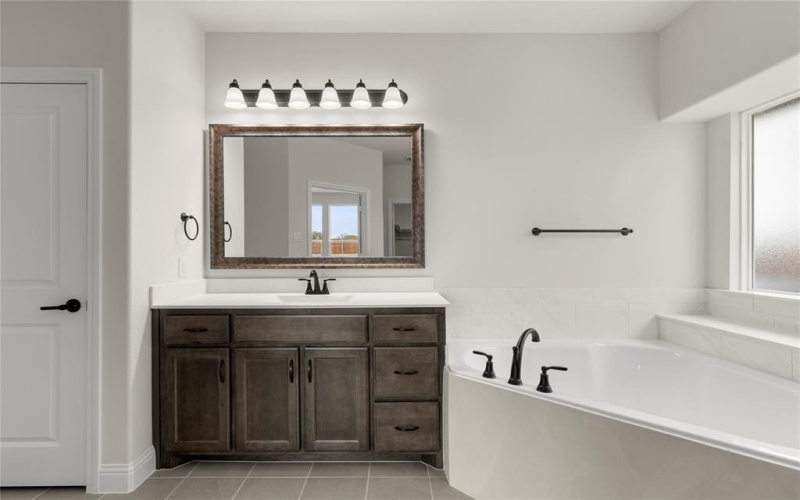719 Soprano Drive, Forney, TX 75126, 4 Bedrooms Bedrooms, ,3 BathroomsBathrooms,Residential,For Sale,719 Soprano Drive,21012831