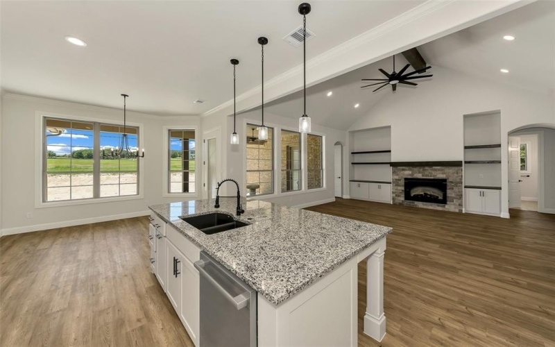 150 Top Flight Drive, Weatherford, TX 76087, 4 Bedrooms Bedrooms, ,2 BathroomsBathrooms,Residential,For Sale,150 Top Flight Drive,21012840