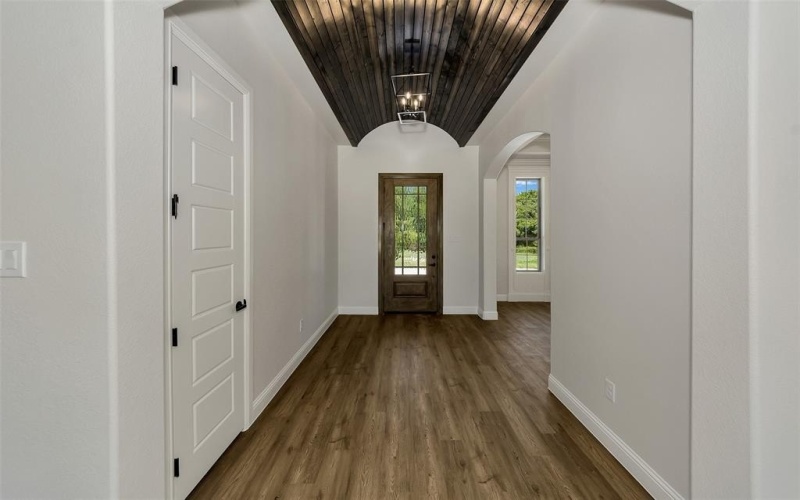 150 Top Flight Drive, Weatherford, TX 76087, 4 Bedrooms Bedrooms, ,2 BathroomsBathrooms,Residential,For Sale,150 Top Flight Drive,21012840