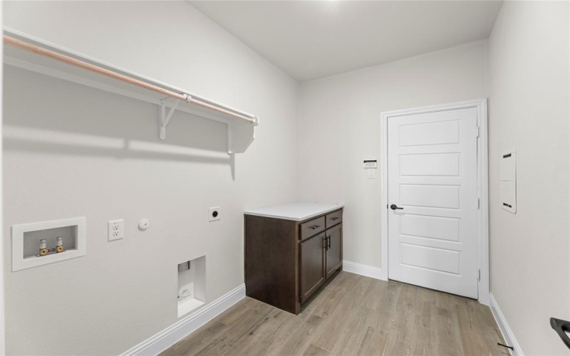 705 Soprano Drive, Forney, TX 75126, 5 Habitaciones Habitaciones , ,3 BañosBaños,Residential,En Venta,705 Soprano Drive,0,21012905