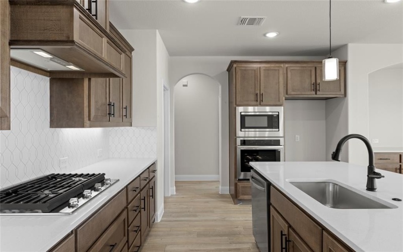 705 Soprano Drive, Forney, TX 75126, 5 Habitaciones Habitaciones , ,3 BañosBaños,Residential,En Venta,705 Soprano Drive,0,21012905