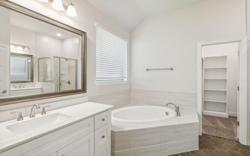 1854 Silver Birch Road, Waxahachie, TX 75165, 3 Bedrooms Bedrooms, ,3 BathroomsBathrooms,Residential,For Sale,1854 Silver Birch Road,0,21012911