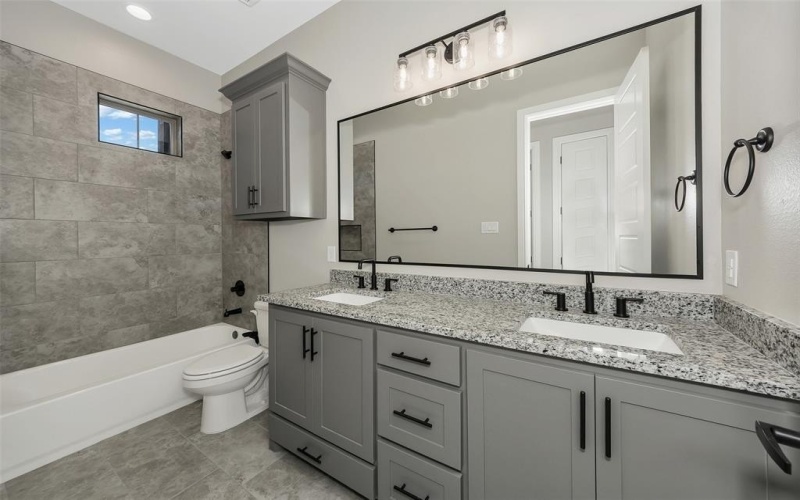 103 Hall Street, Glen Rose, TX 76043, 4 Habitaciones Habitaciones , ,2 BañosBaños,Residential,En Venta,103 Hall Street,21012947