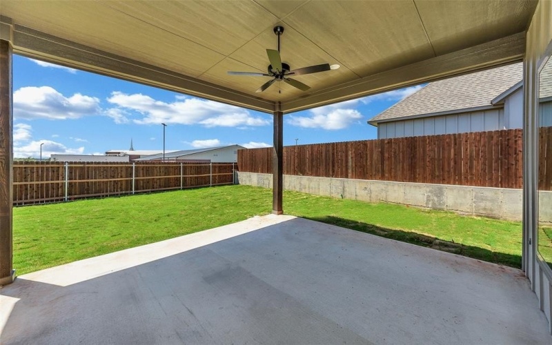 103 Hall Street, Glen Rose, TX 76043, 4 Habitaciones Habitaciones , ,2 BañosBaños,Residential,En Venta,103 Hall Street,21012947