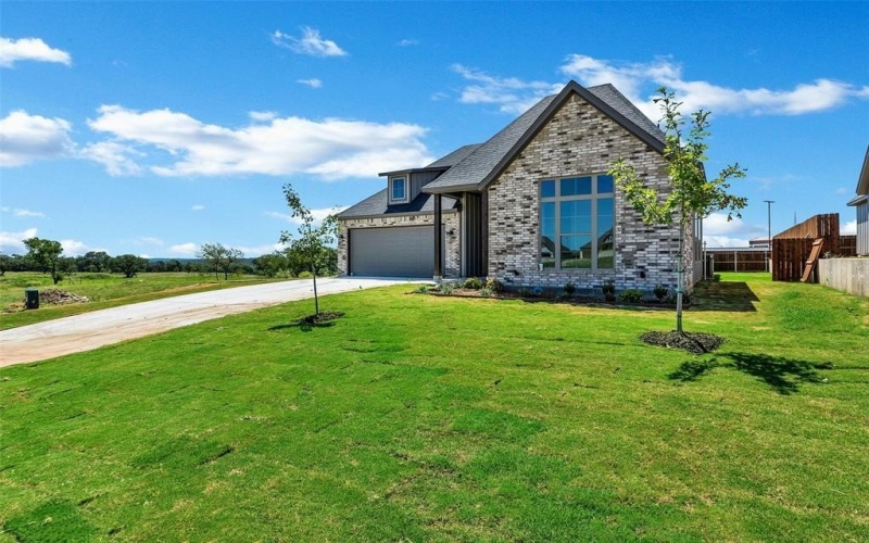 103 Hall Street, Glen Rose, TX 76043, 4 Habitaciones Habitaciones , ,2 BañosBaños,Residential,En Venta,103 Hall Street,21012947