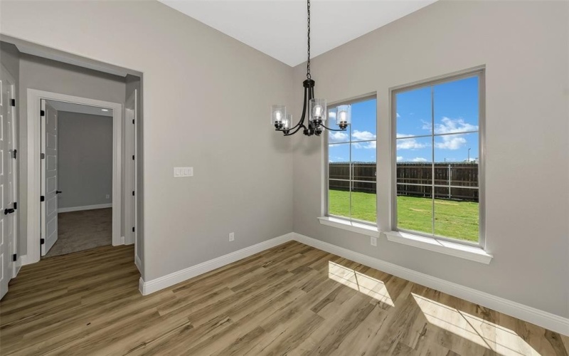 103 Hall Street, Glen Rose, TX 76043, 4 Habitaciones Habitaciones , ,2 BañosBaños,Residential,En Venta,103 Hall Street,21012947