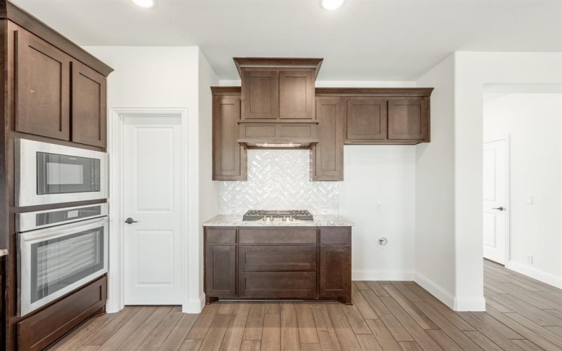 137 Verbena Ridge Drive, Fort Worth, TX 76131, 5 Habitaciones Habitaciones , ,3 BañosBaños,Residential,En Venta,137 Verbena Ridge Drive,21012971