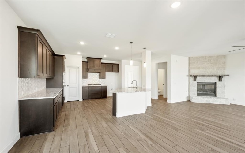 137 Verbena Ridge Drive, Fort Worth, TX 76131, 5 Habitaciones Habitaciones , ,3 BañosBaños,Residential,En Venta,137 Verbena Ridge Drive,21012971