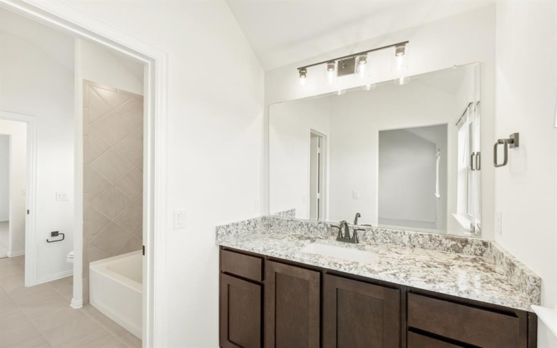 137 Verbena Ridge Drive, Fort Worth, TX 76131, 5 Habitaciones Habitaciones , ,3 BañosBaños,Residential,En Venta,137 Verbena Ridge Drive,21012971