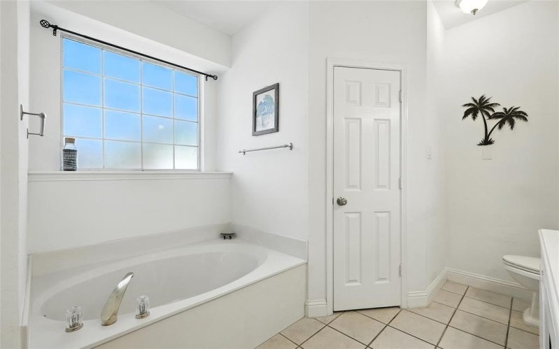 9052 Tyne Trail, Fort Worth, TX 76118, 3 Habitaciones Habitaciones , ,2 BañosBaños,Residential,En Venta,9052 Tyne Trail,0,21013003