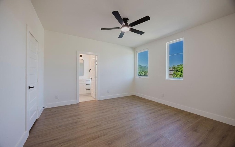 2416 Jewell Drive, Arlington, TX 76016, 4 Habitaciones Habitaciones , ,5 BañosBaños,Residential,En Venta,2416 Jewell Drive,21013052