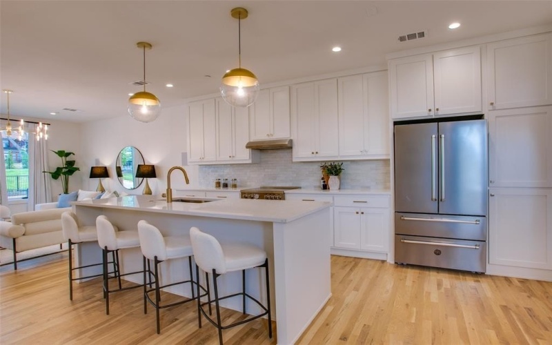7207 Gaston Avenue #1004, Dallas, TX 75214, 2 Bedrooms Bedrooms, ,2 BathroomsBathrooms,Residential,For Sale,7207 Gaston Avenue,21013064